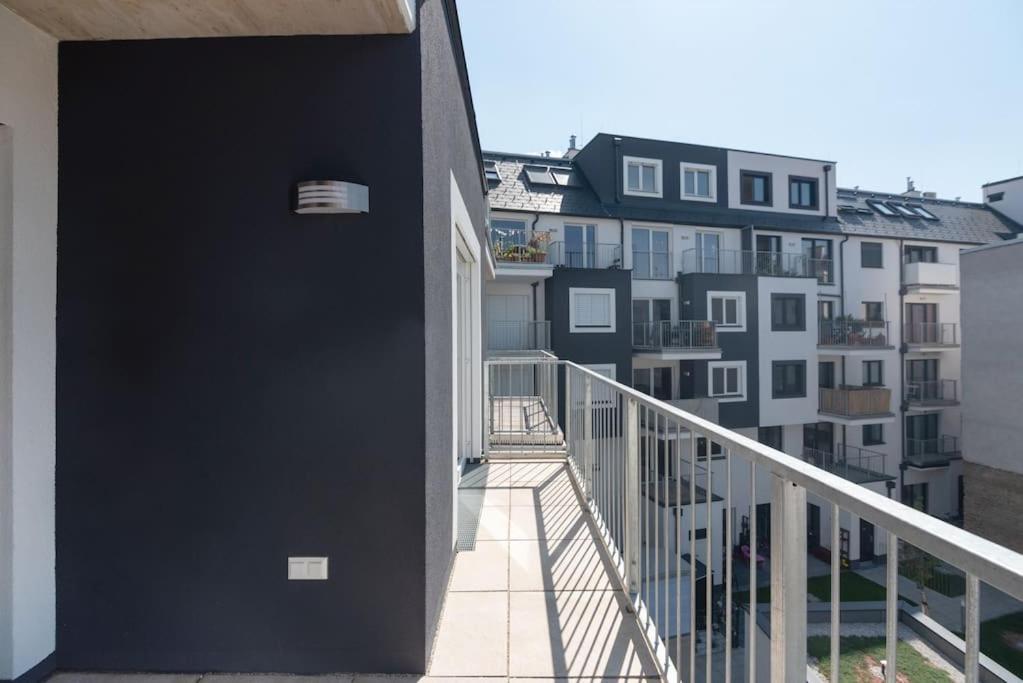 Neu Und Hell In Zentraler Ruhelage Mit Parkplatz Apartment เวียนนา ภายนอก รูปภาพ