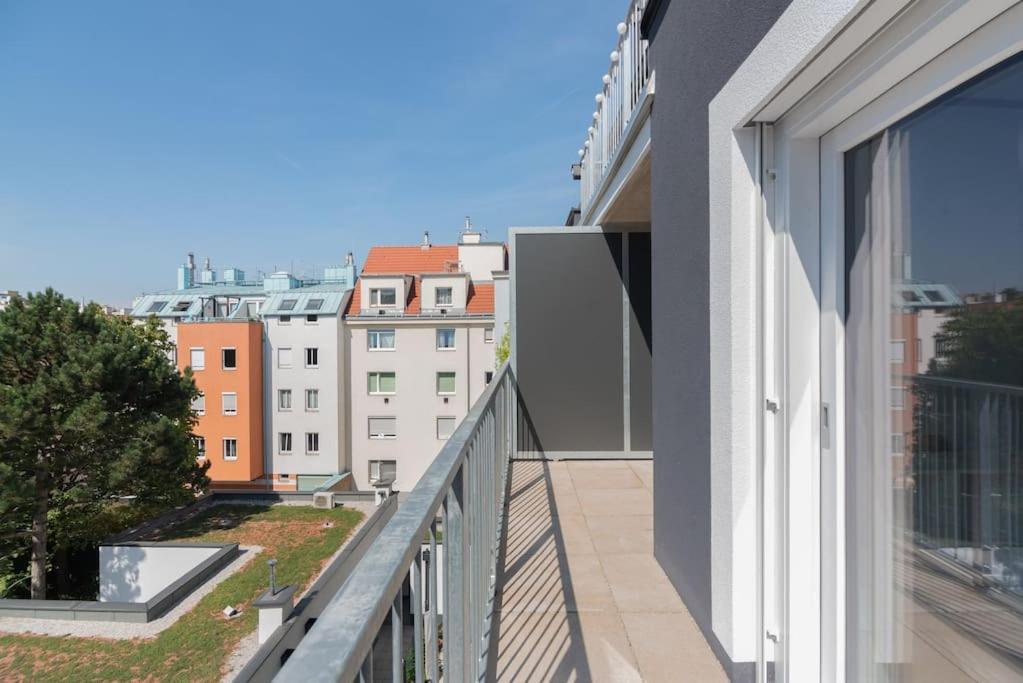 Neu Und Hell In Zentraler Ruhelage Mit Parkplatz Apartment เวียนนา ภายนอก รูปภาพ